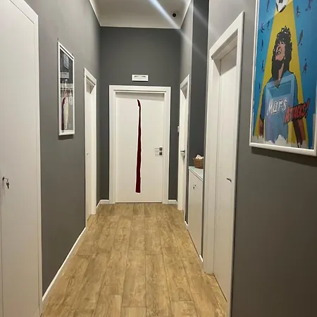 Plan B Oda ve Kahvaltı Napoli